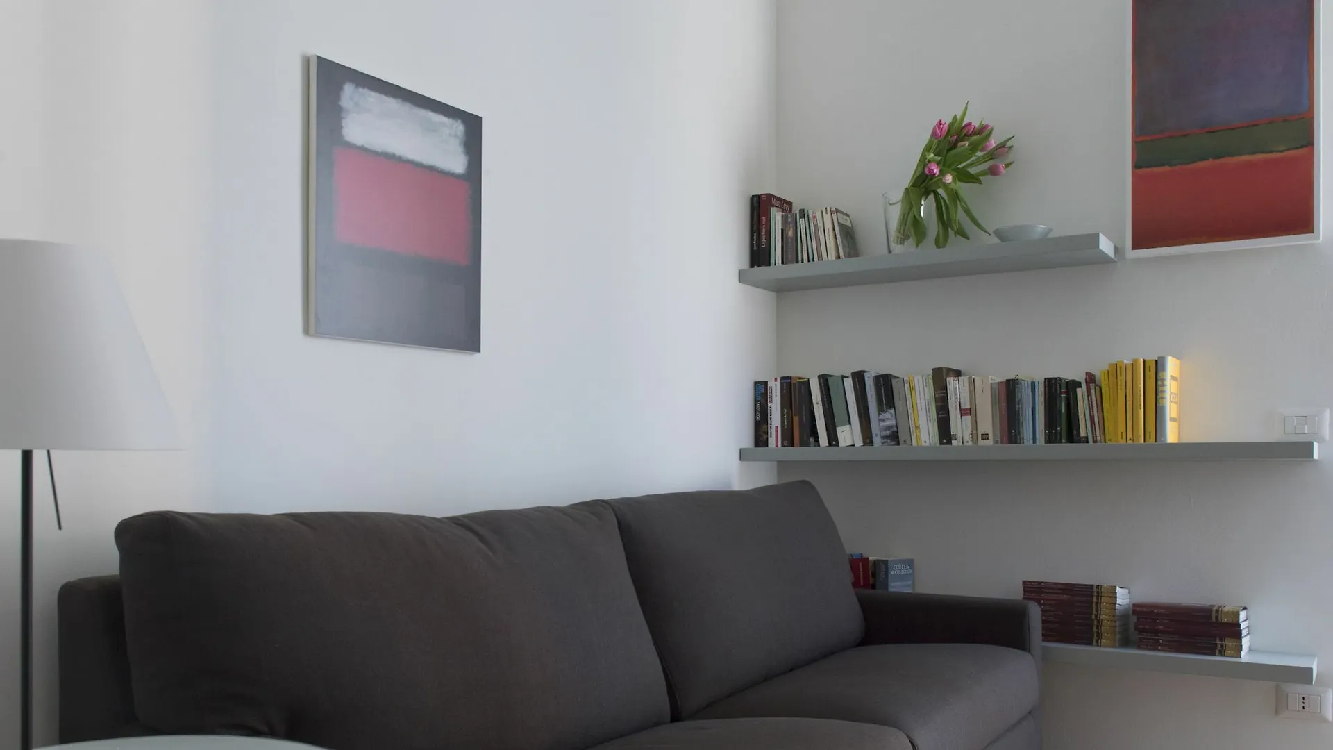 Cavour Apartment Milan Italy